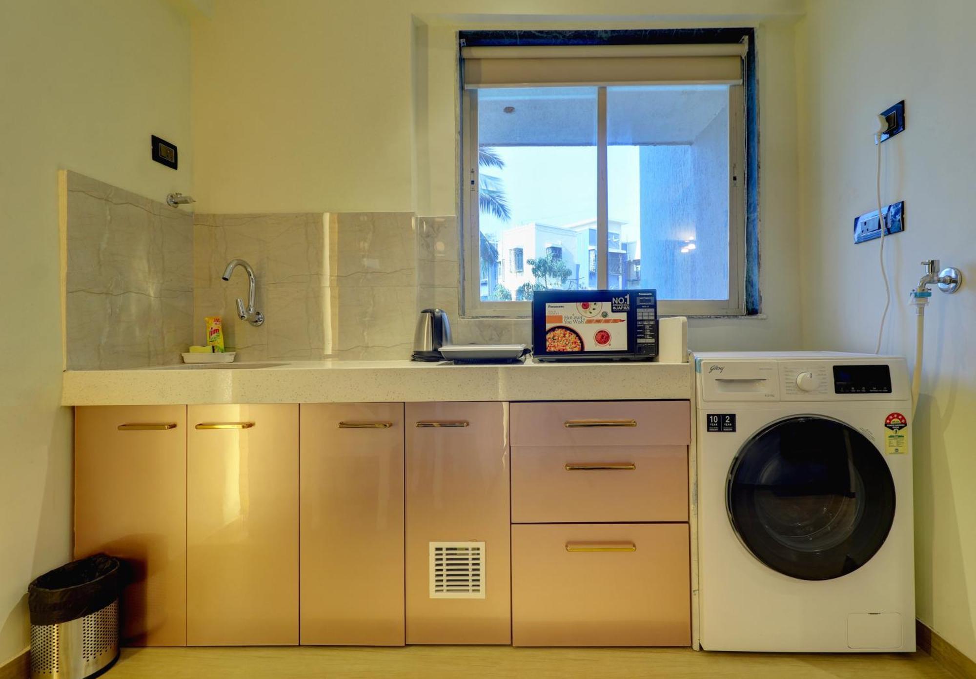 Home2 Studio Apartments Mumbai Ngoại thất bức ảnh