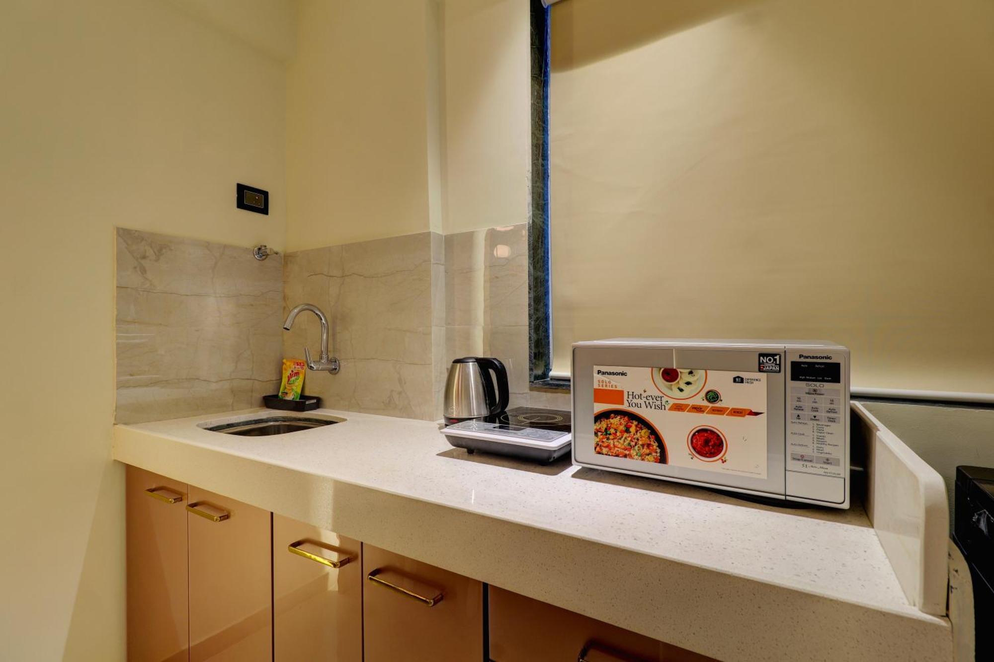 Home2 Studio Apartments Mumbai Ngoại thất bức ảnh