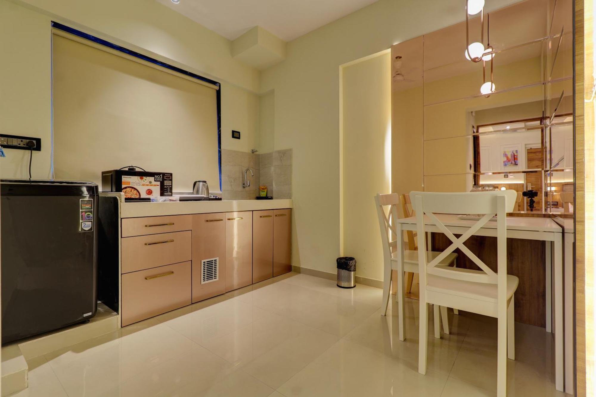 Home2 Studio Apartments Mumbai Ngoại thất bức ảnh