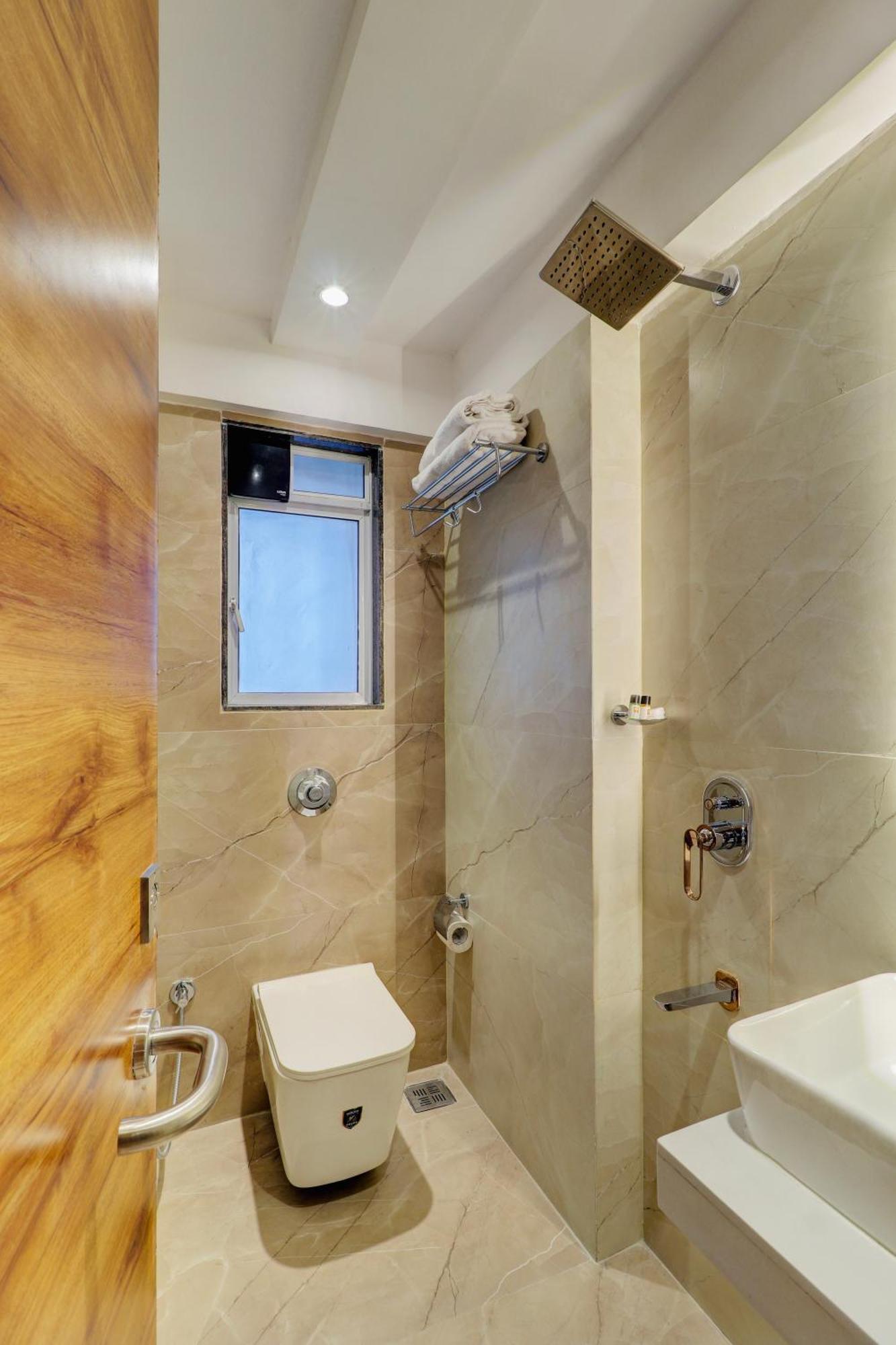 Home2 Studio Apartments Mumbai Ngoại thất bức ảnh