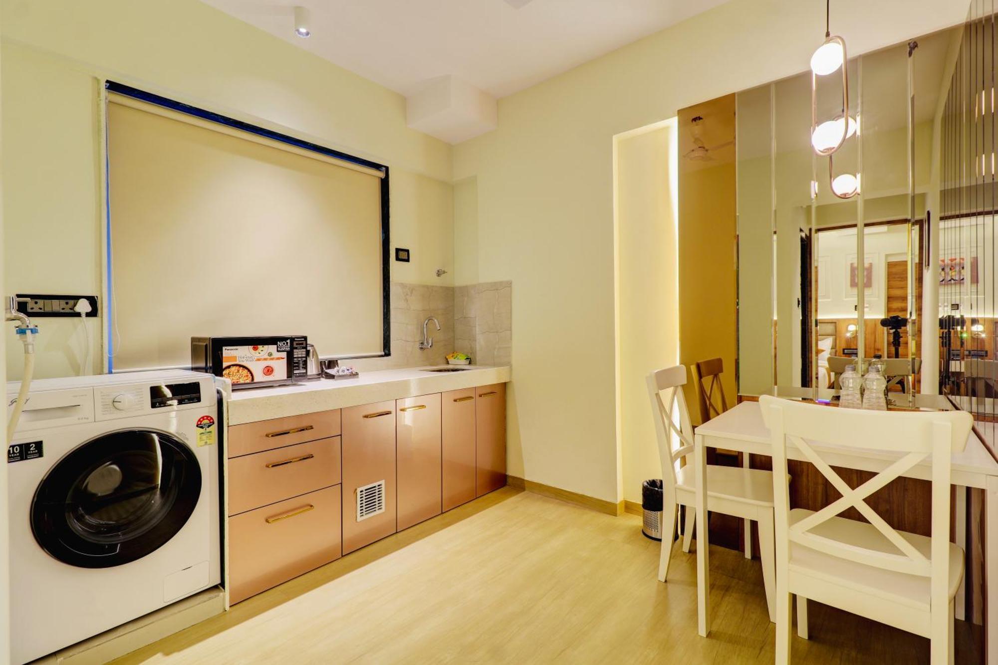 Home2 Studio Apartments Mumbai Ngoại thất bức ảnh