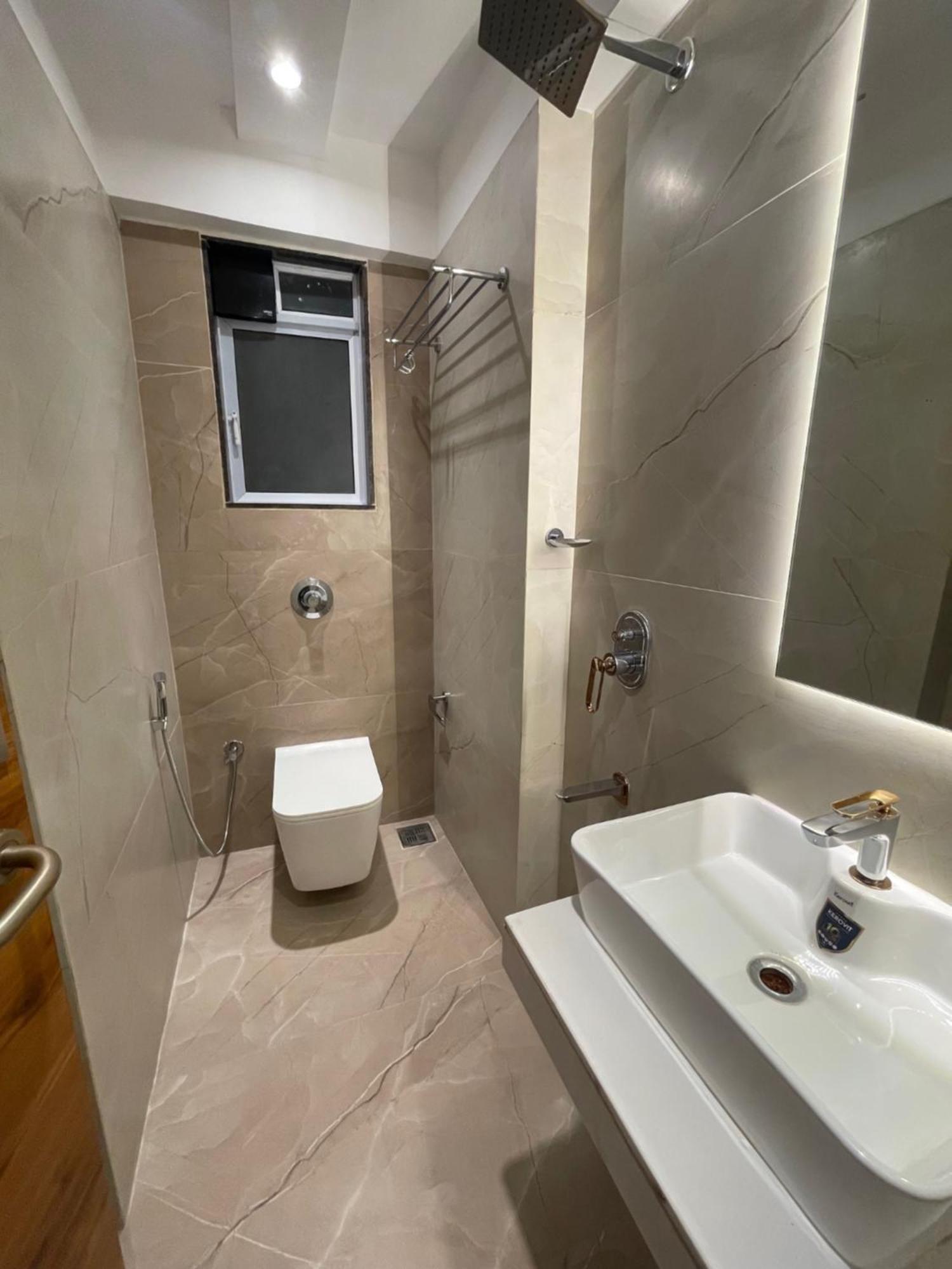 Home2 Studio Apartments Mumbai Ngoại thất bức ảnh